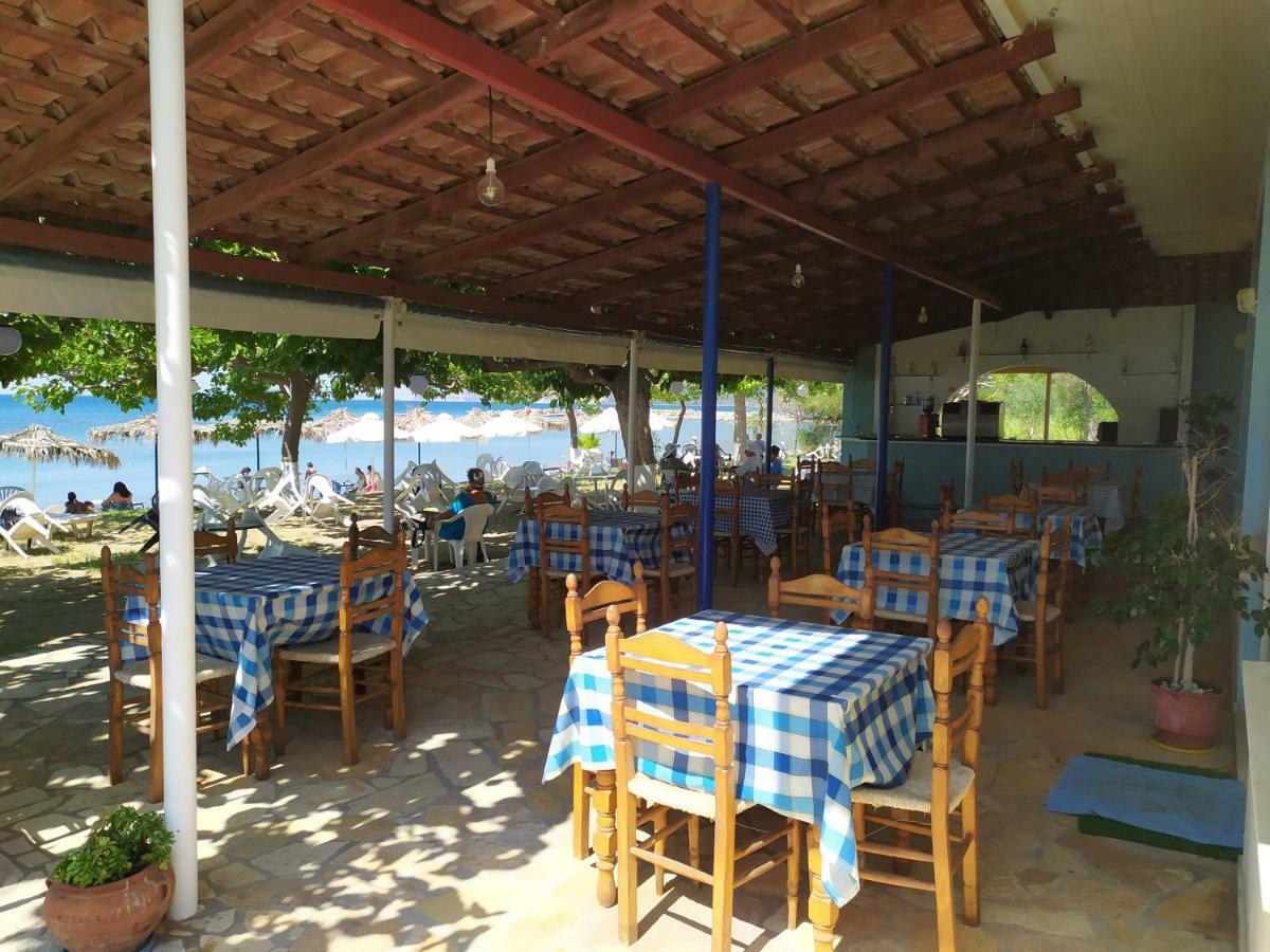 Makinia Beach Nafpaktos エクステリア 写真